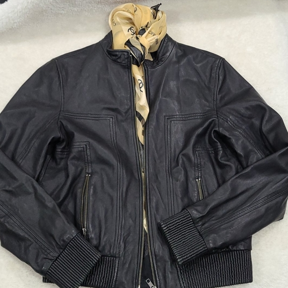 Danier Leather Woman's Jacket - Picture 1 of 6